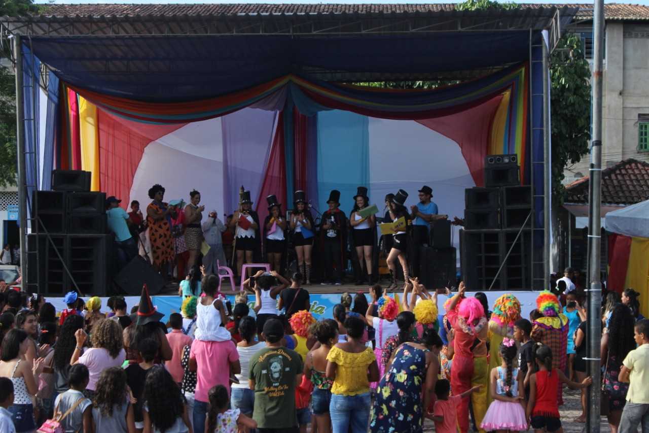 Feira Literária Camacan